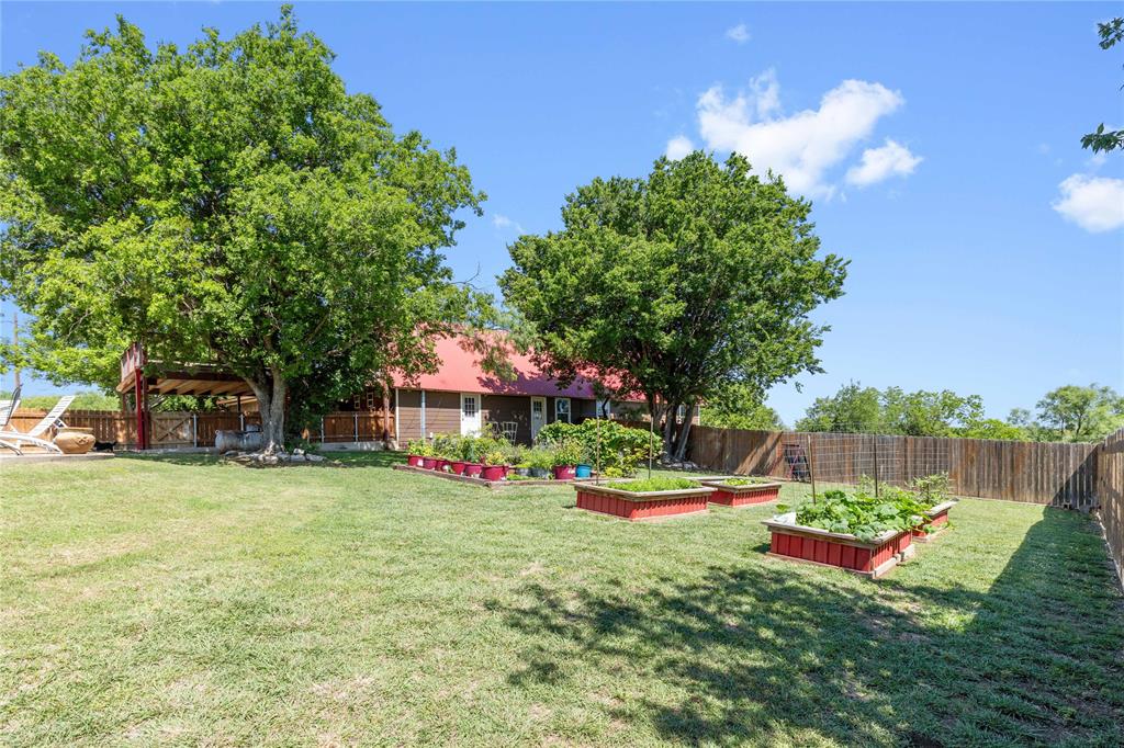 883 Santa Anna Ave Property Photo 31