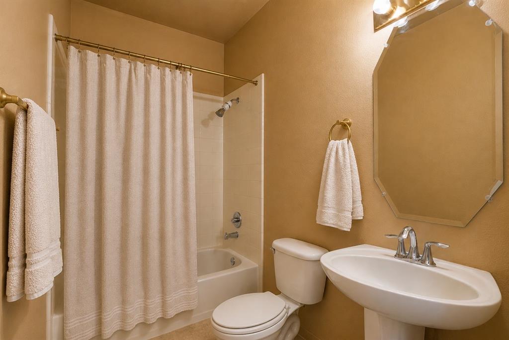 802 Shadybrook Drive Property Photo 22