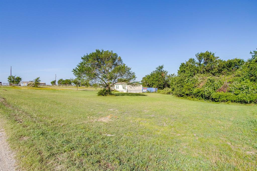 127 Lelon Lane Property Photo 3