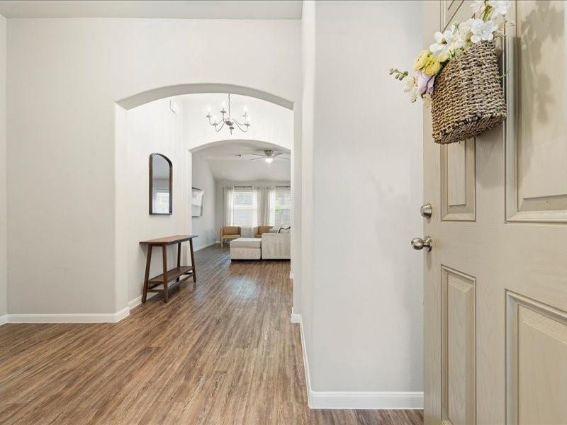 8 Shady Oak Lane Property Photo 11