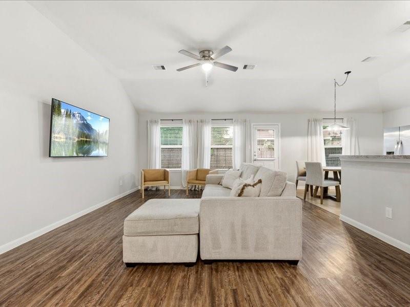 8 Shady Oak Lane Property Photo 16