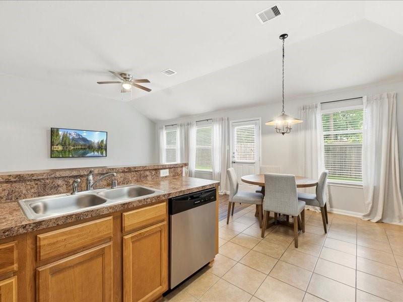 8 Shady Oak Lane Property Photo 19