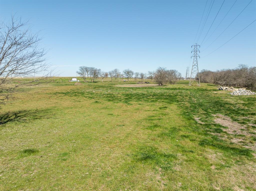 Tbd I-35 Property Photo 10