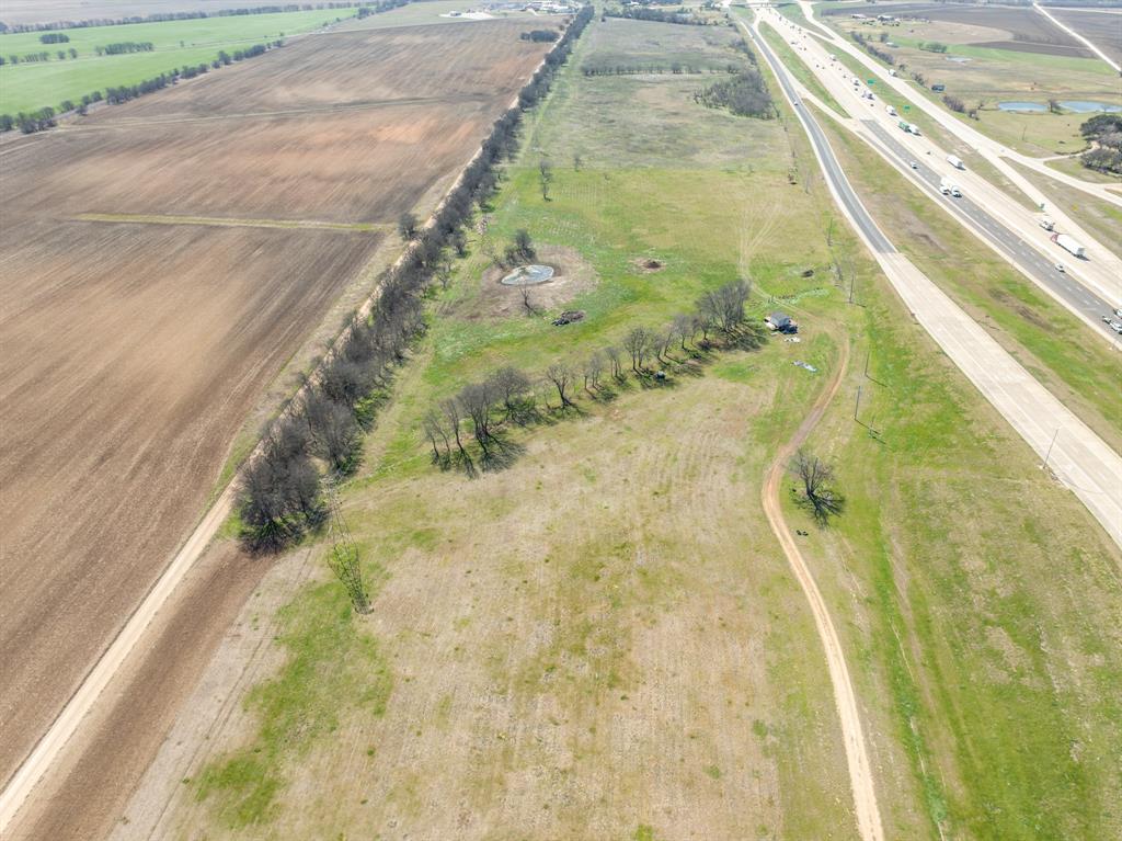 Tbd I-35 Property Photo 18