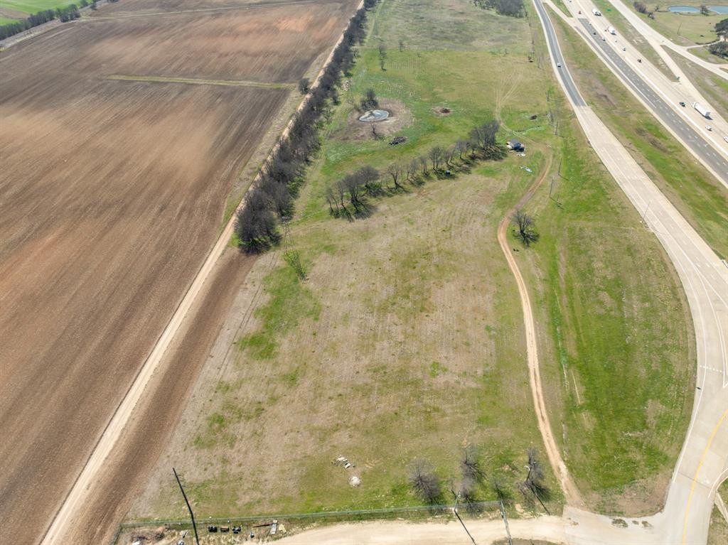 Tbd I-35 Property Photo 19