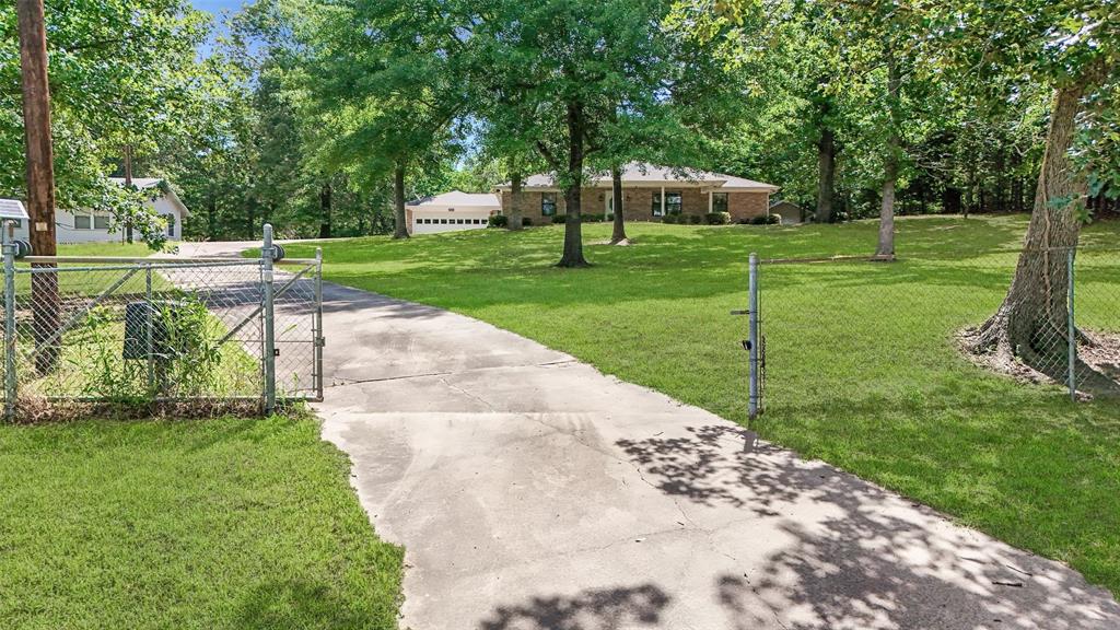 3870 County Road 45080 Property Photo 3