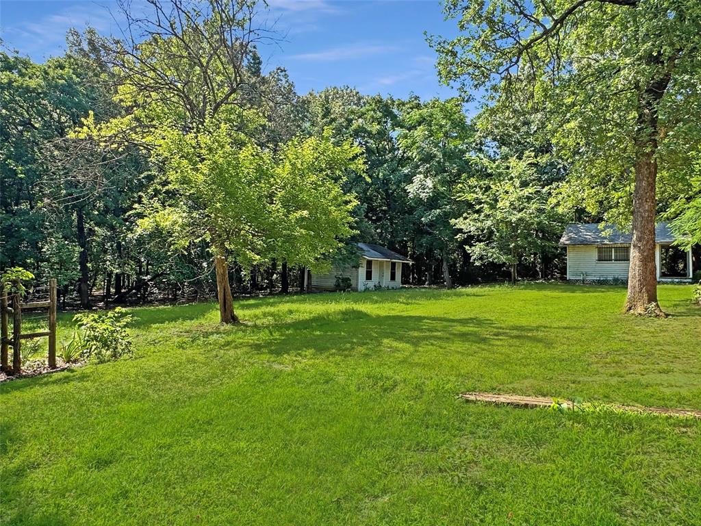 3870 County Road 45080 Property Photo 6