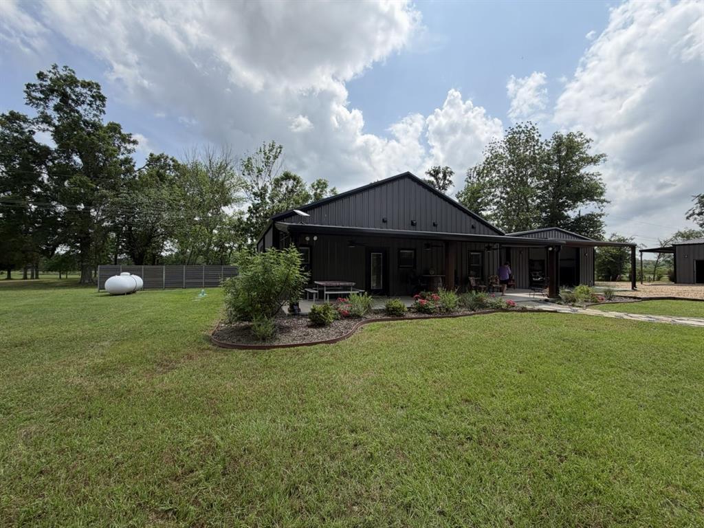 276 Fm 71 Property Photo 26