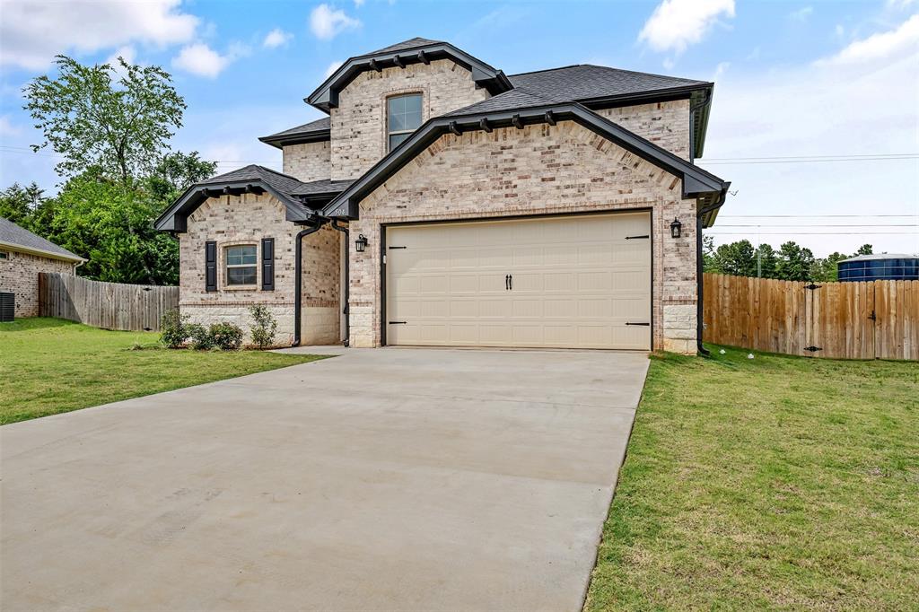 504 Cornerstone Property Photo 3
