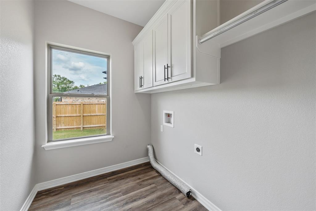 504 Cornerstone Property Photo 25
