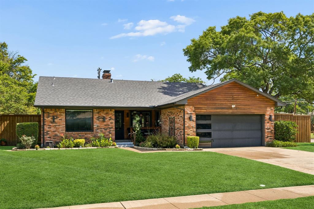 3039 Sharpview Lane Property Photo 1