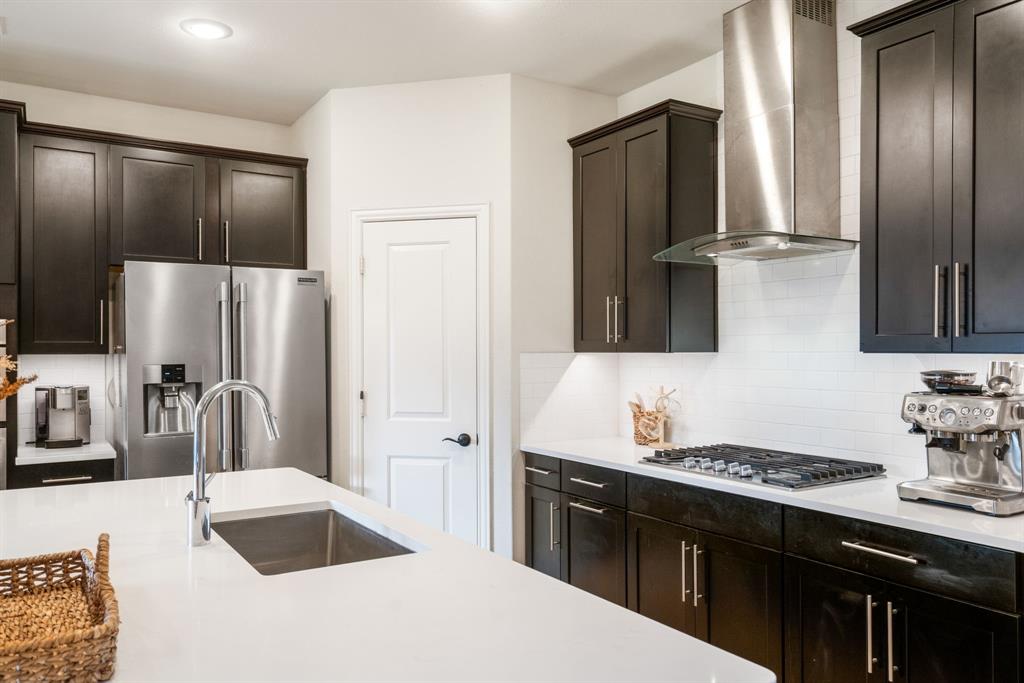 313 Kennewick Drive Property Photo 10