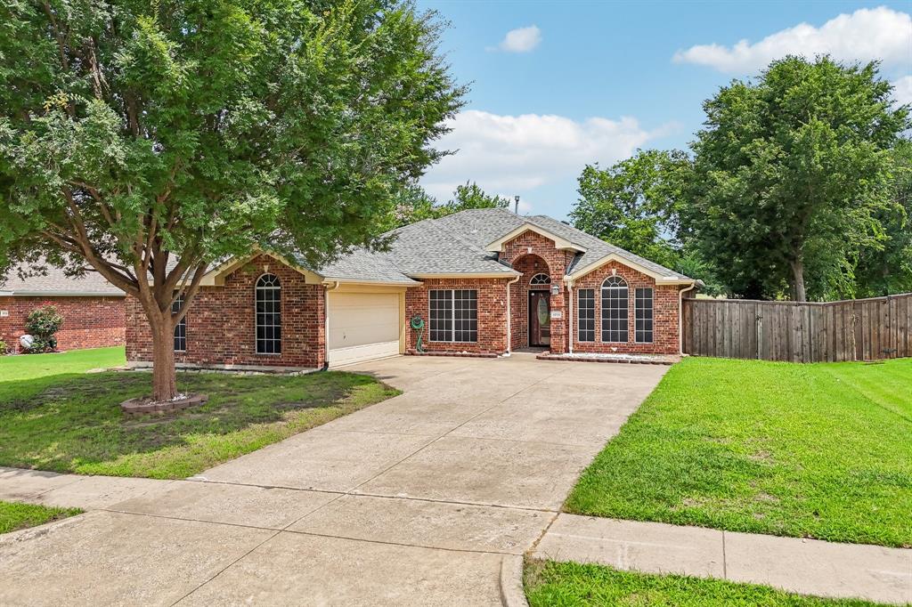 1711 Rushing Way Property Photo 2