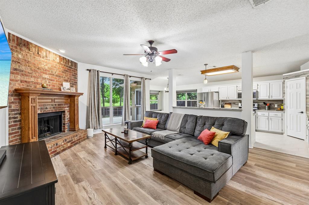 1711 Rushing Way Property Photo 4