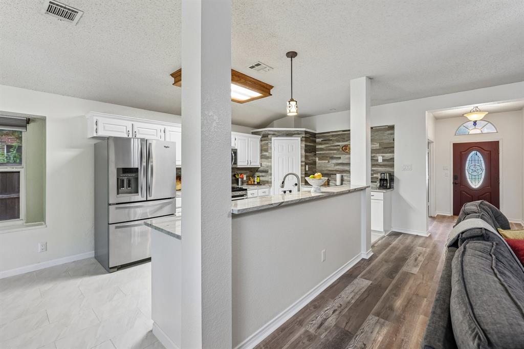 1711 Rushing Way Property Photo 7