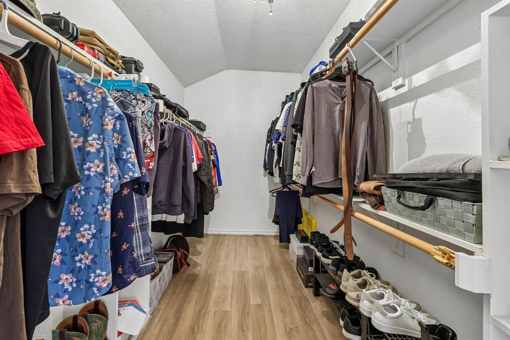 1711 Rushing Way Property Photo 18