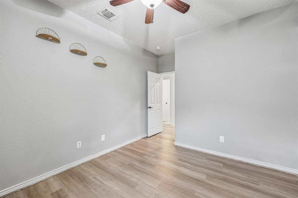 1711 Rushing Way Property Photo 20