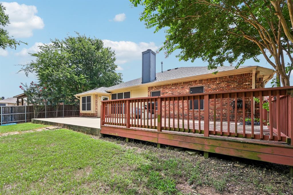 1711 Rushing Way Property Photo 29