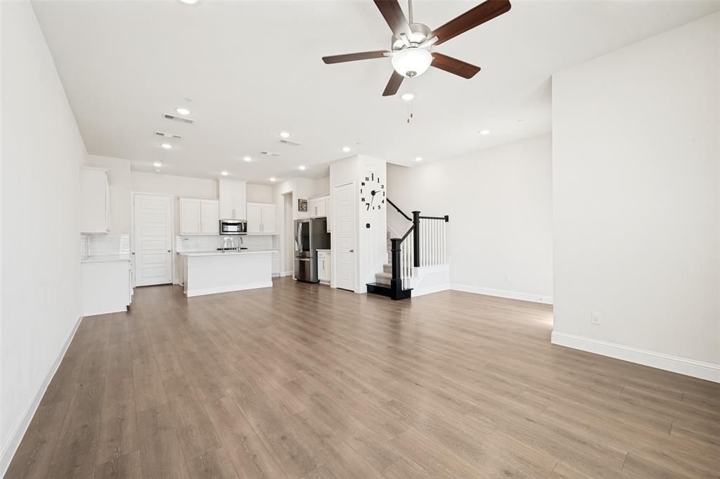 12986 Jk Ojha Street Property Photo 4