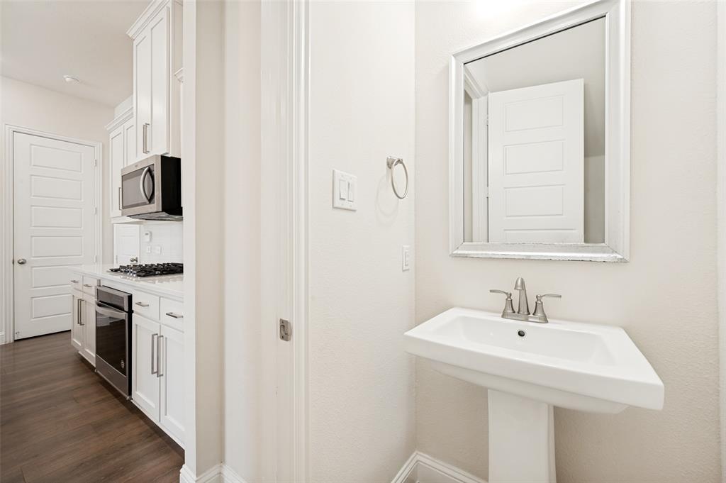 12986 Jk Ojha Street Property Photo 10