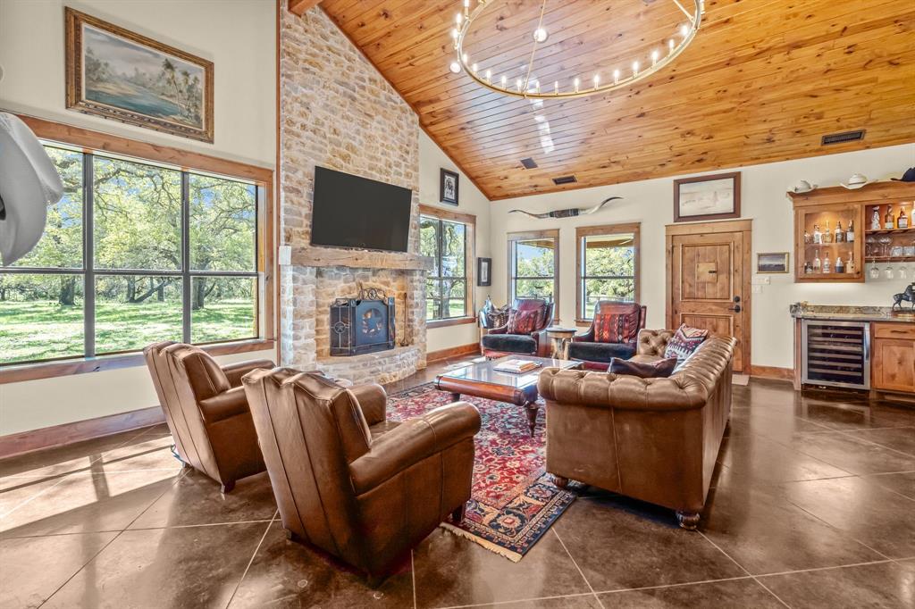 660 Fm 203 Property Photo 20