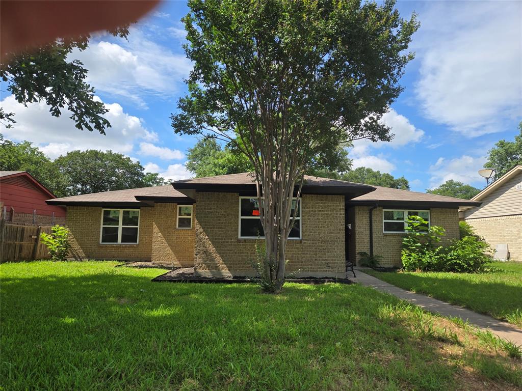 1509 Bowie Street Property Photo 1