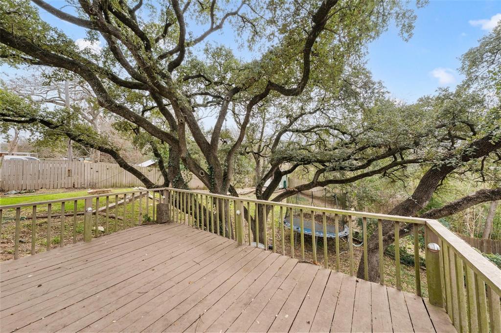740 Wedgewood Drive Property Photo 19