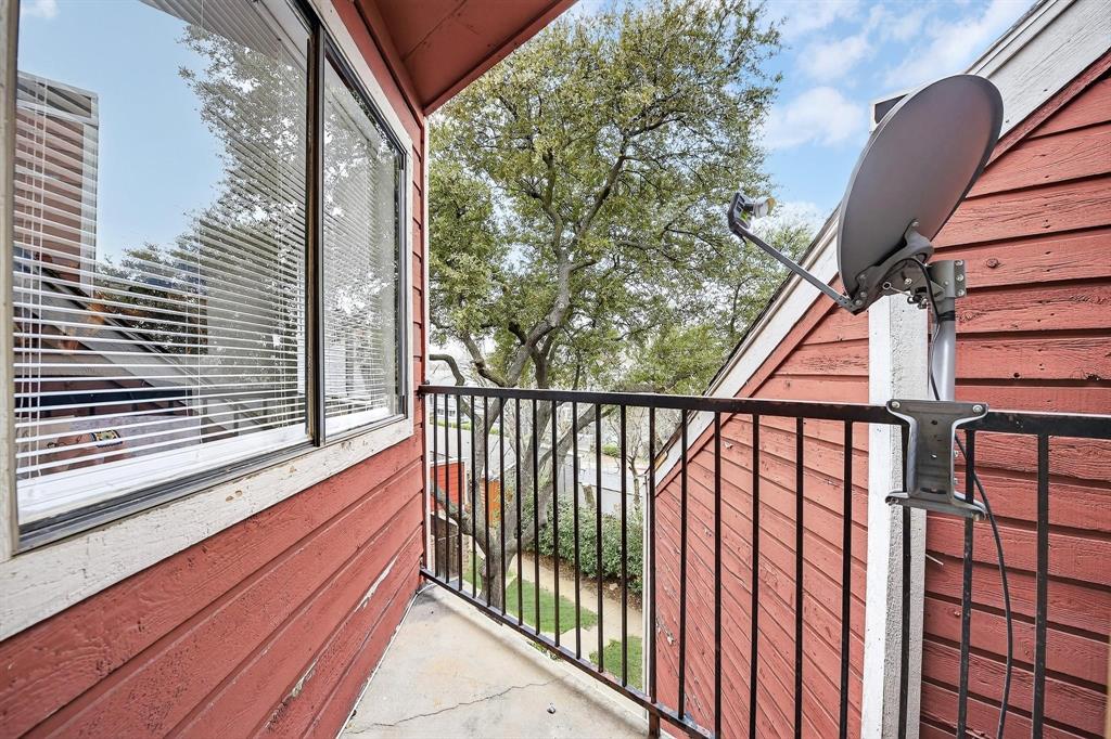 9825 Walnut Street 306 Property Photo 8