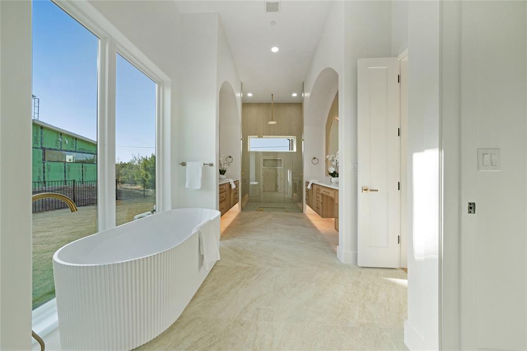 323 Longview Place Property Photo 15