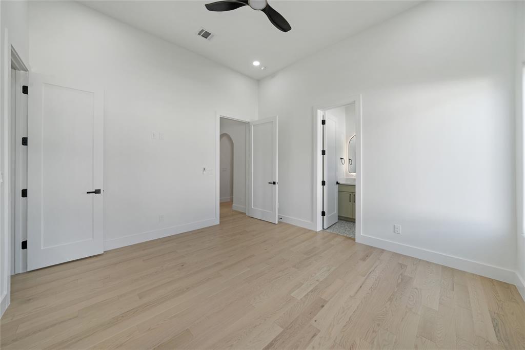 323 Longview Place Property Photo 25