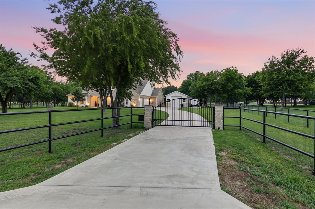 3769 Bear Creek Road Property Photo 2