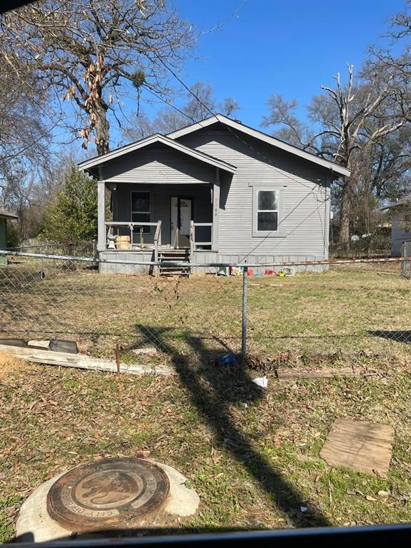 2544 Dupont Street Property Photo 1