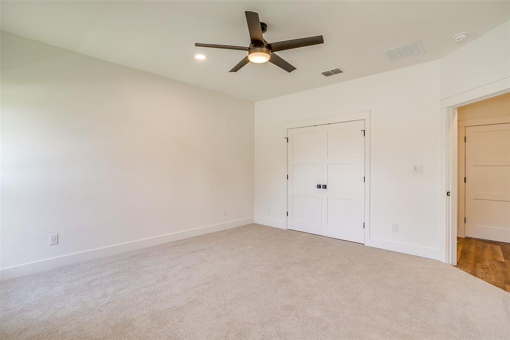 2600 Easy Street Property Photo 22