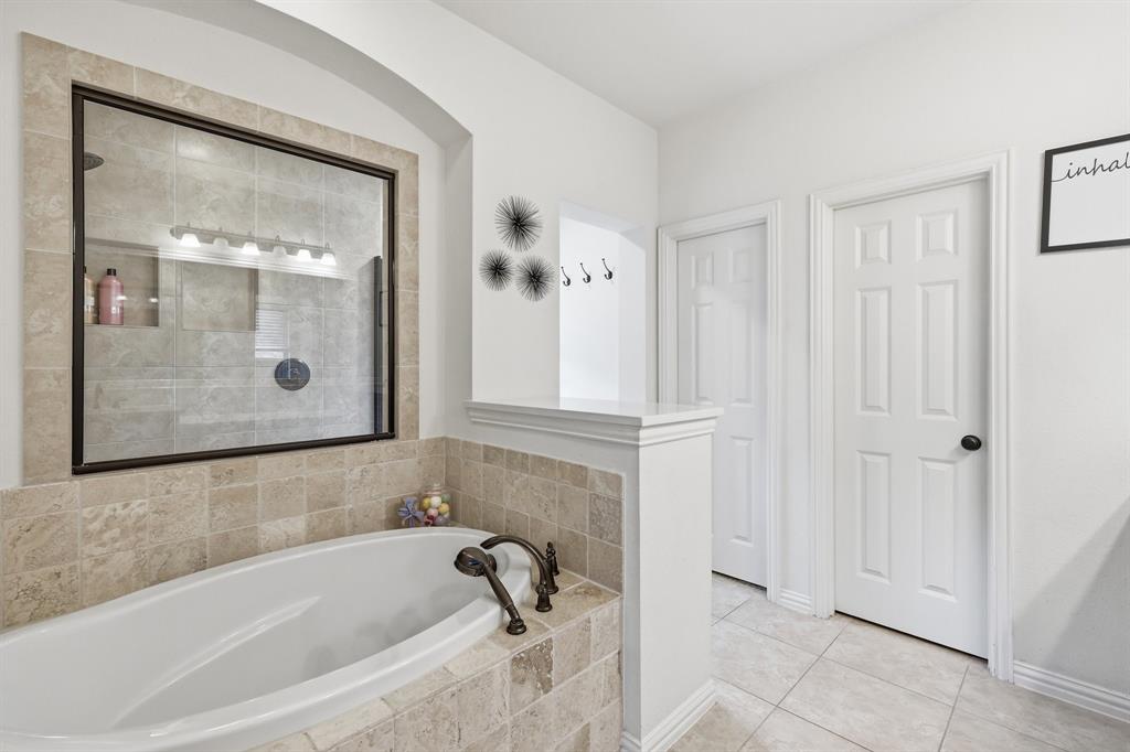 8313 Primrose Trail Property Photo 22