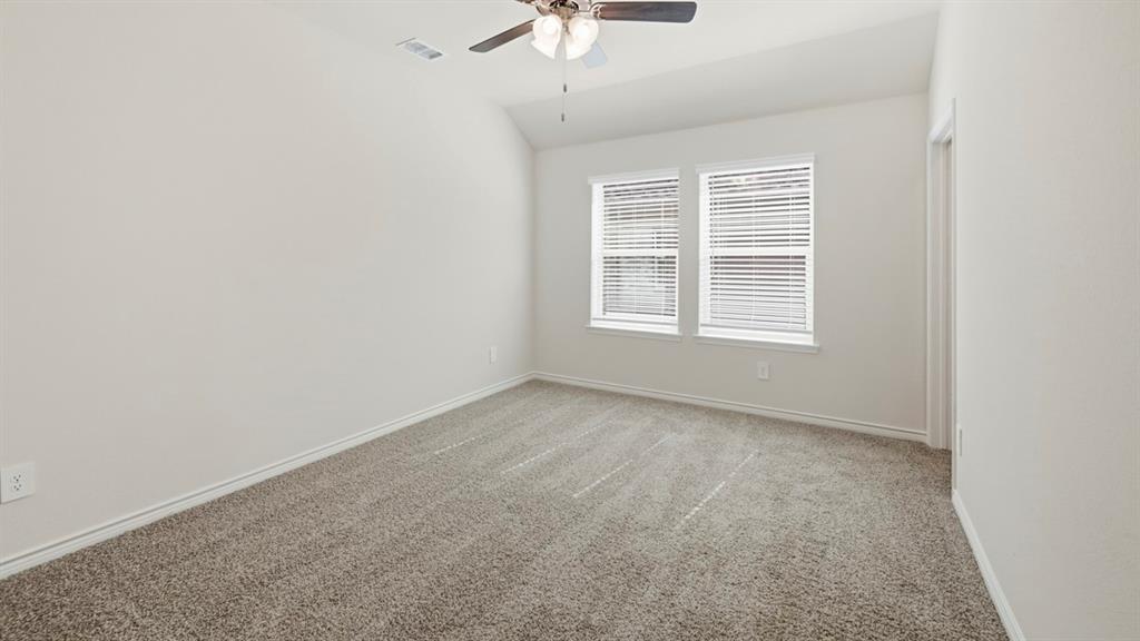 1217 Silent Peak Drive Property Photo 4