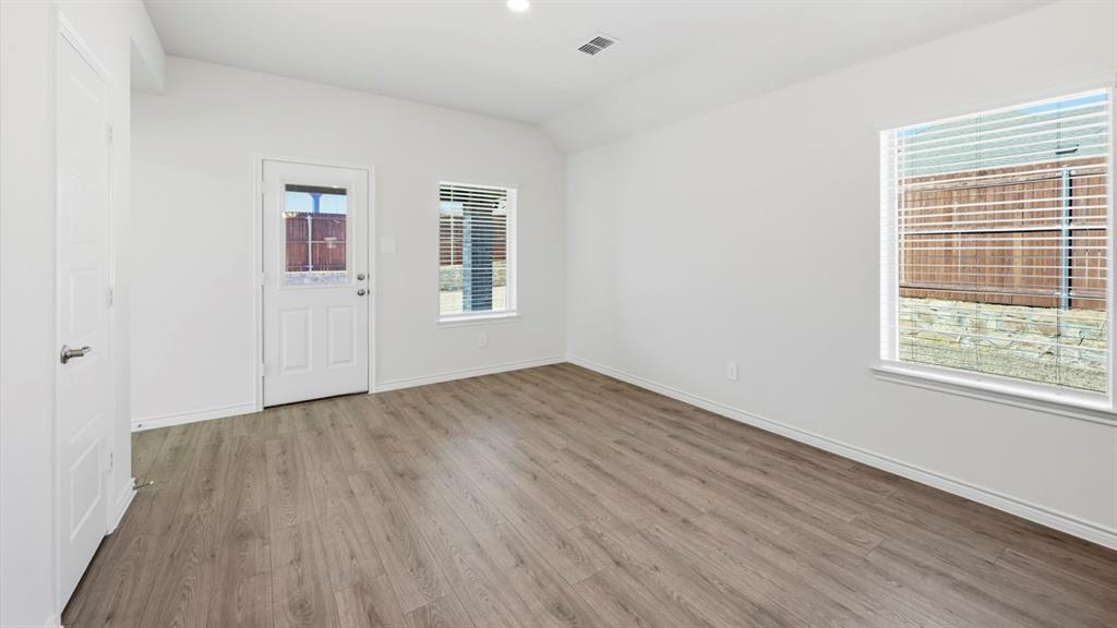 1217 Silent Peak Drive Property Photo 17