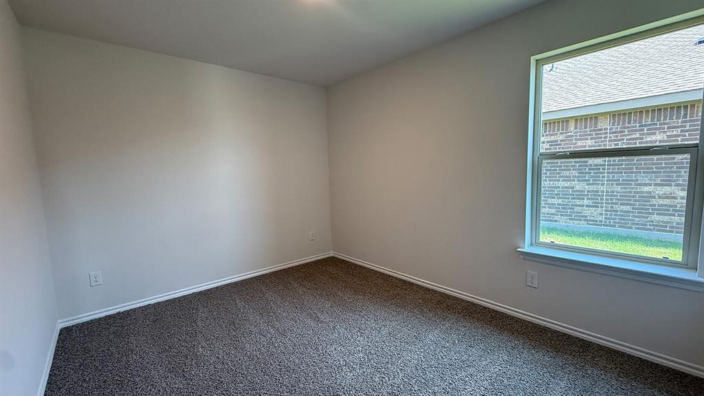 604 Edge Hill Lane Property Photo 15
