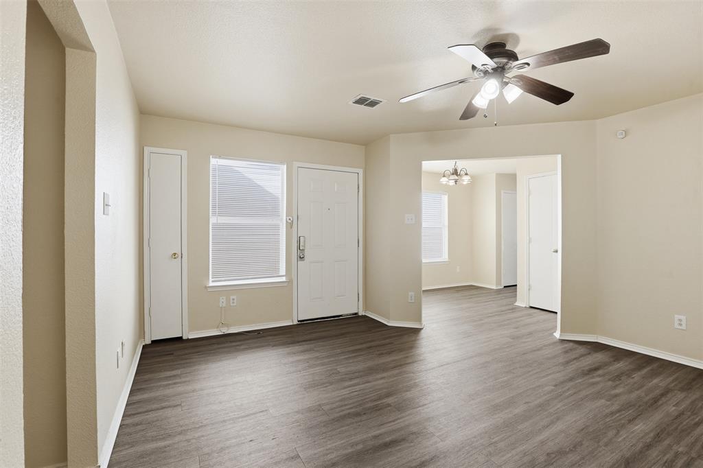 1452 Pine Lane Property Photo 3