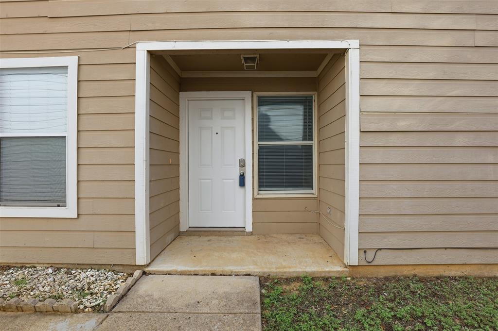 1452 Pine Lane Property Photo 6