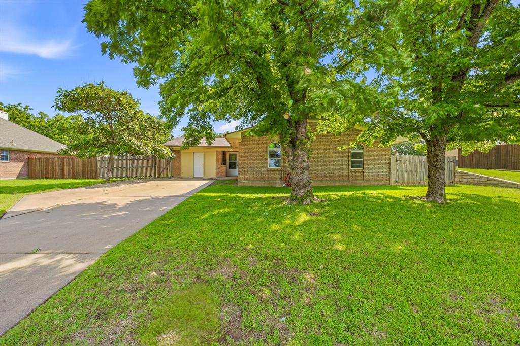 231 Choctaw Drive Property Photo 1