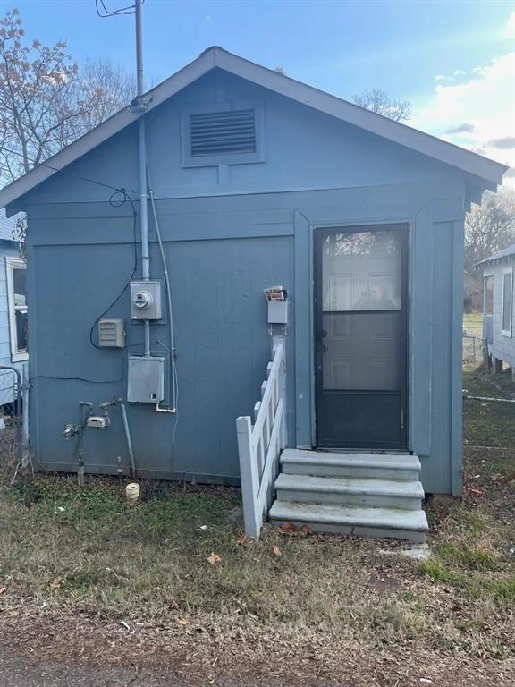 617 Montgomery Street Property Photo 1