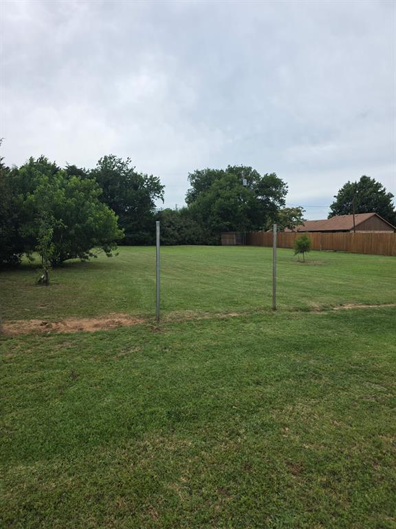 306 Brookfield Drive Property Photo 3