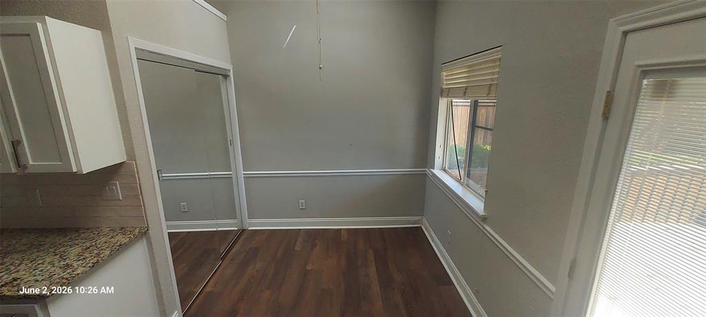 3504 Fairview Drive Property Photo 8