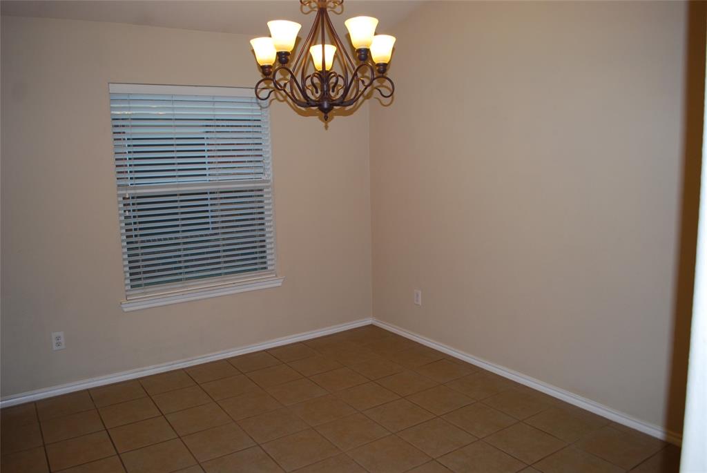 4713 Fox Sedge Lane Property Photo 10