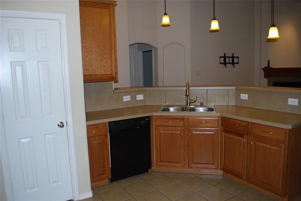 4713 Fox Sedge Lane Property Photo 13
