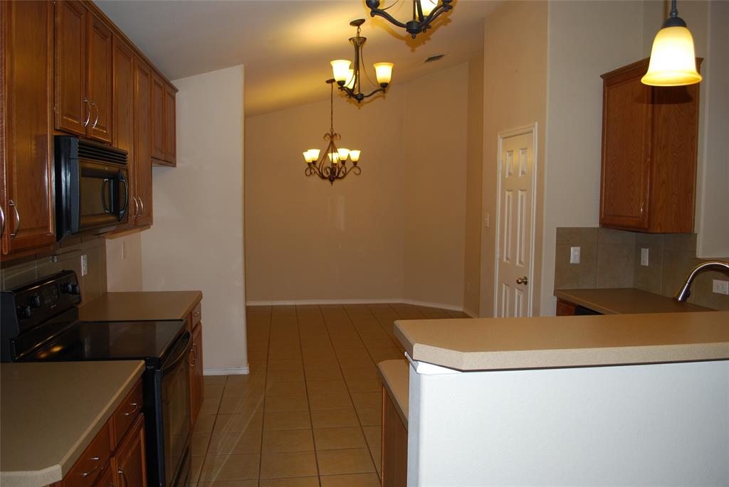 4713 Fox Sedge Lane Property Photo 15