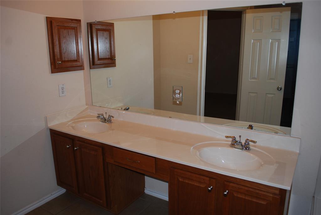 4713 Fox Sedge Lane Property Photo 24