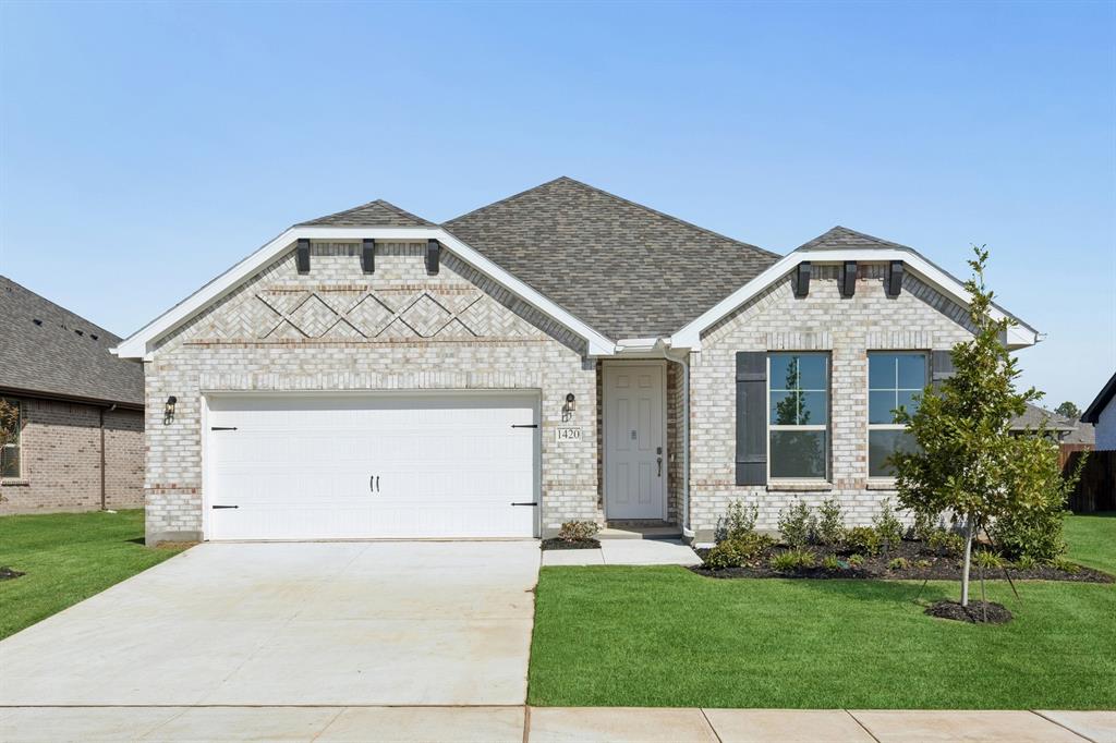 1420 Elle Lane Property Photo 1