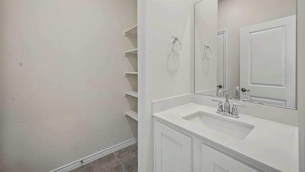 9520 Bently Boulevard Property Photo 5