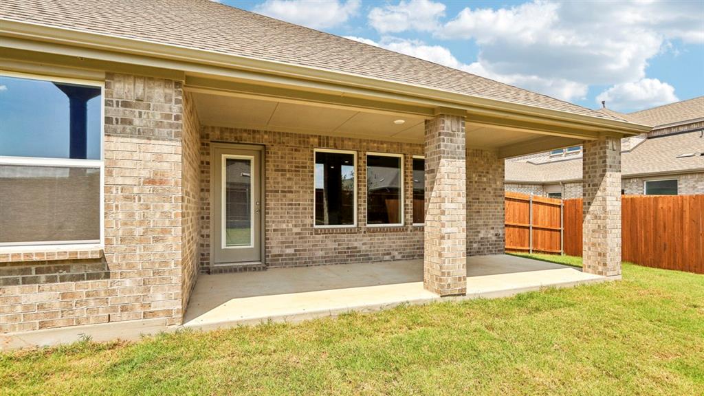 9520 Bently Boulevard Property Photo 7